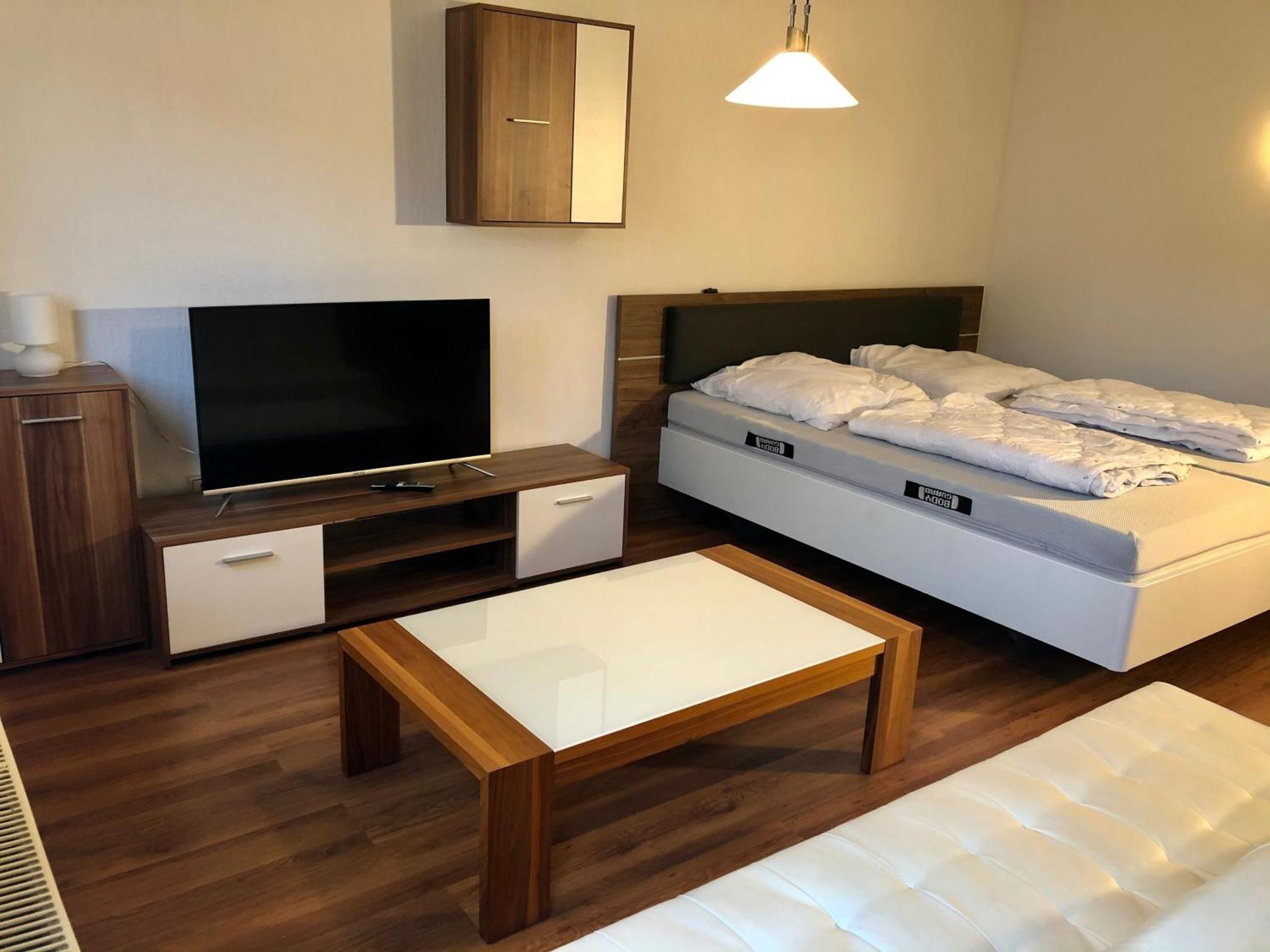 Ferienwohnung Familie Troeger Floh Exteriör bild